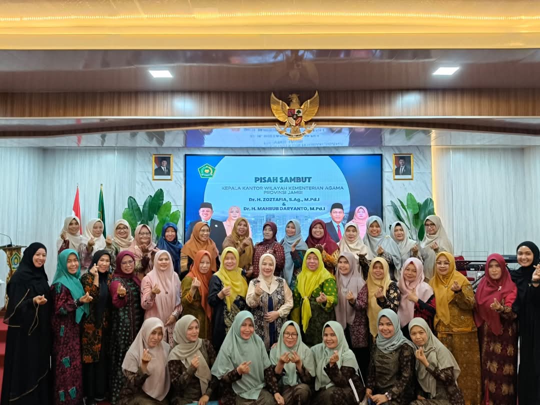 Kepala MAN 2 Tebo Mengikuti Pisah sambut Kakanwil Kemenag Jambi: Zoztafia