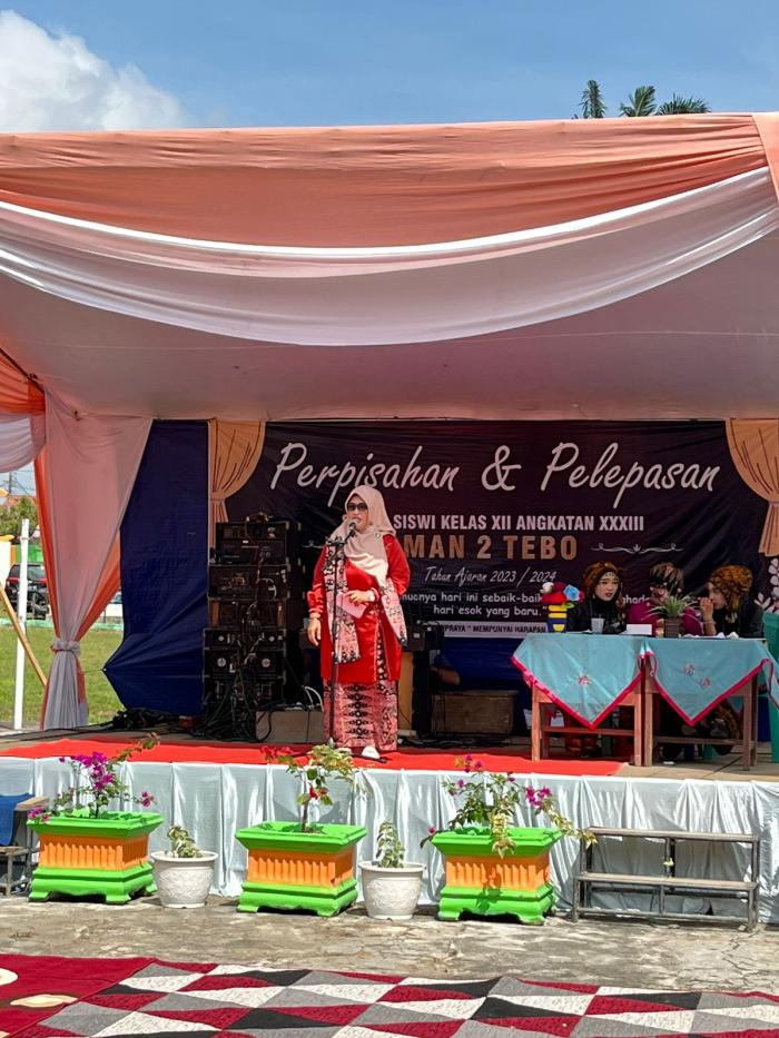 MAN 2 Tebo Gelar Acara Pelepasan Siswa Kelas XII