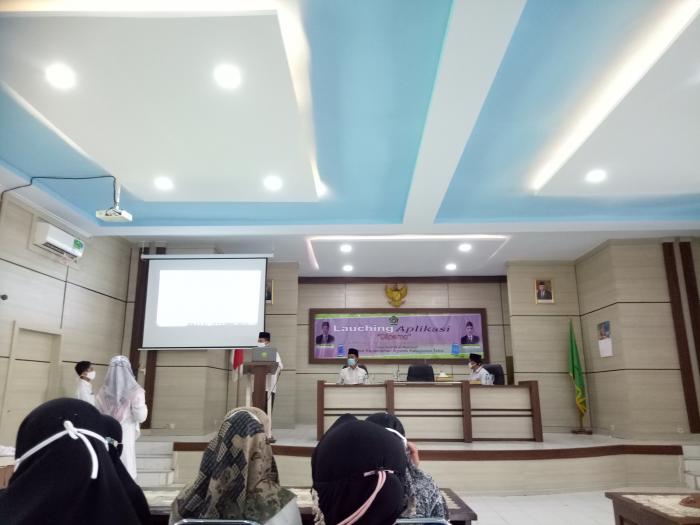 KEPALA MAN 2 TEBO APRESIASI LAUNCHING  APLIKASI DILPEMA PENDIDIKAN MADRASAH KEMENAG TEBO
