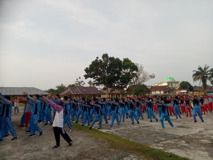 MAN 2 Tebo Tingkatkan Kebugaran dan Imunitas Tubuh Melalui Senam Sehat