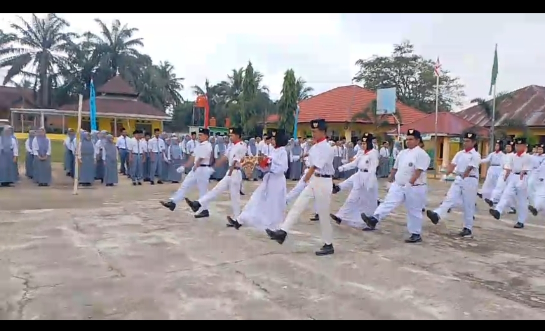 Keberhasilan Paskibra MAN 2 Tebo Melaksanakan Tugas dengan Gemilang Keberhasilan Paskibra MAN 2 Tebo Melaksanakan Tugas dengan Gemilang