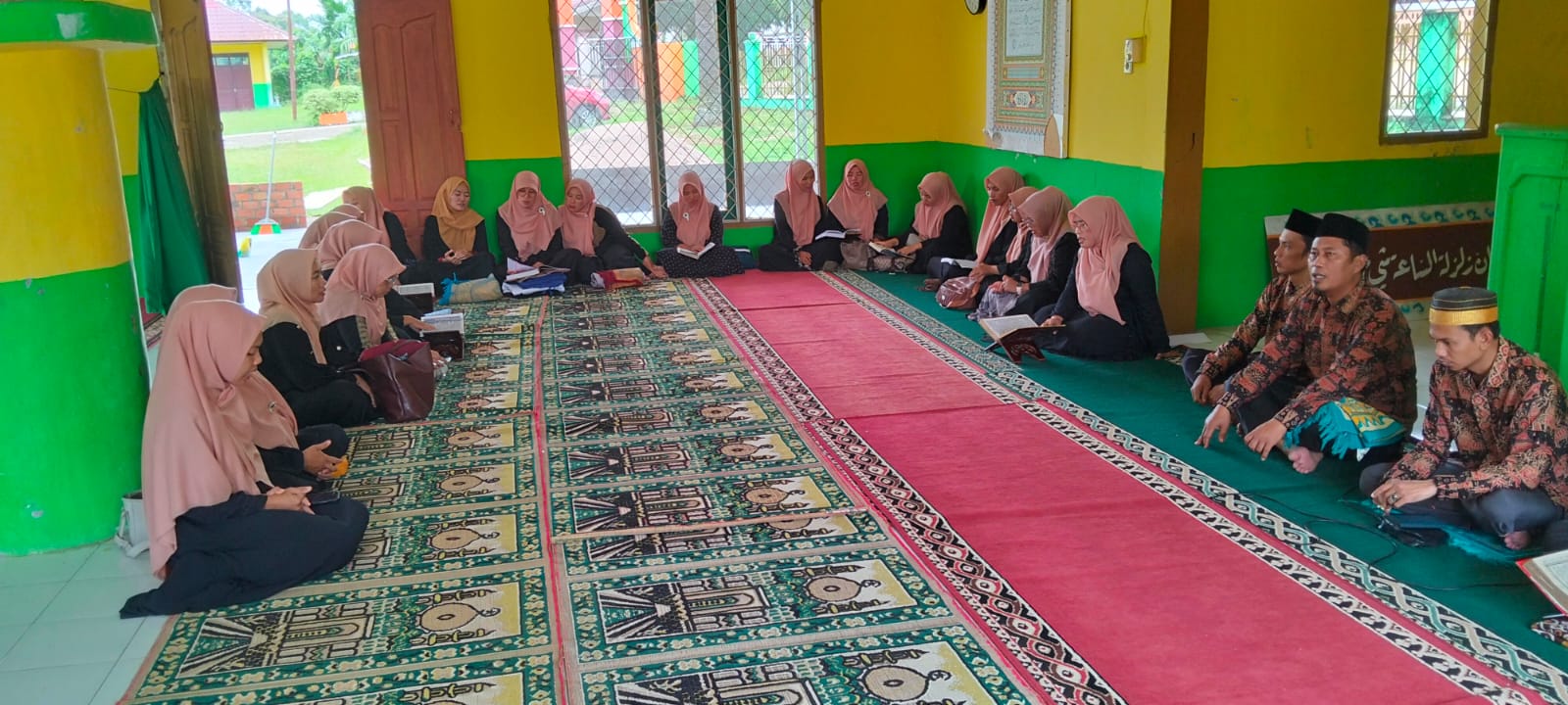 MAN 2 TEBO DUKUNG  PROGRAM INDONESIA KHATAMAN AL-QUR'AN. v