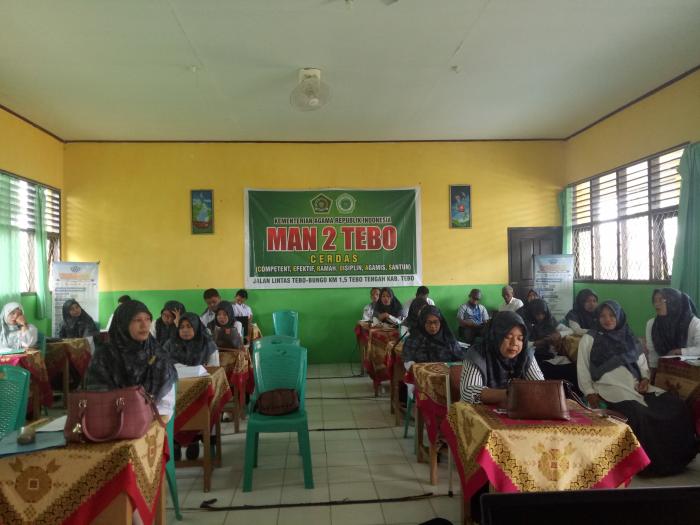 RAPAT PENENTUAN KELULUSAN SISWA KELAS XII MAN 2 TEBO TAHUN PELAJARAN 2021/2022 RAPAT PENENTUAN KELULUSAN SISWA KELAS XII MAN 2 TEBO TAHUN PELAJARAN 2021/2022