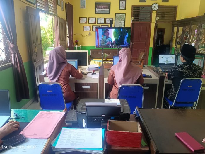 Kepala MAN 2 Tebo Ikuti Pembinaan Kepegawaian Kemenag Jambi Kepala MAN 2 Tebo Ikuti Pembinaan Kepegawaian Kemenag Jambi