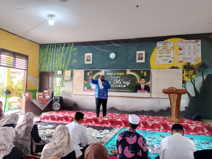 MAN 2 Tebo :  Menggali Hikmah  Isra Miraj Nabi Muhammad SAW. 1447. H dengan Penuh  Makna.