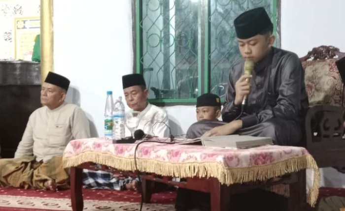 Dua Siswa MAN 2 Tebo Tampilkan Tilawah di Lingkungan Masyarakat Dua Siswa MAN 2 Tebo Tampilkan Tilawah di Lingkungan Masyarakat