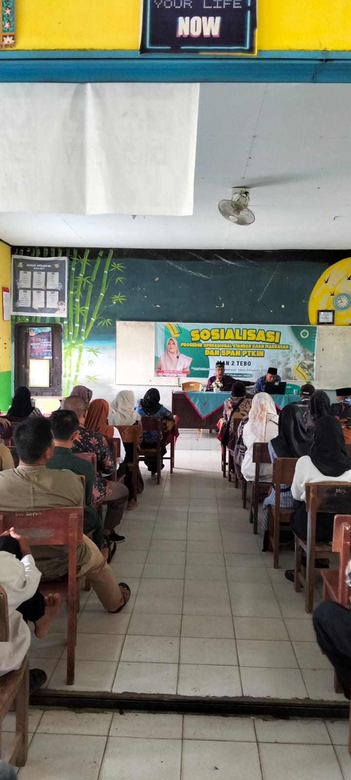 MAN 2 TEBO GELAR SOSIALISASI POS UM TP. 2024/2025 KEPADA ORANG TUA SISWA.