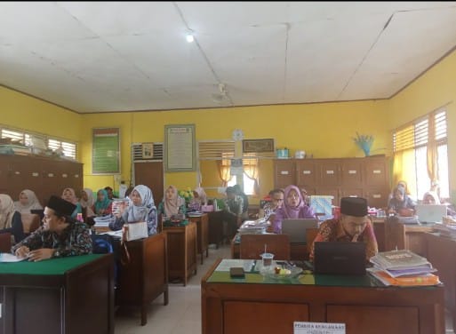 Kepala Madrasah Bersama TIM Bahas Persiapan PKKM Kepala Madrasah Bersama TIM Bahas Persiapan PKKM