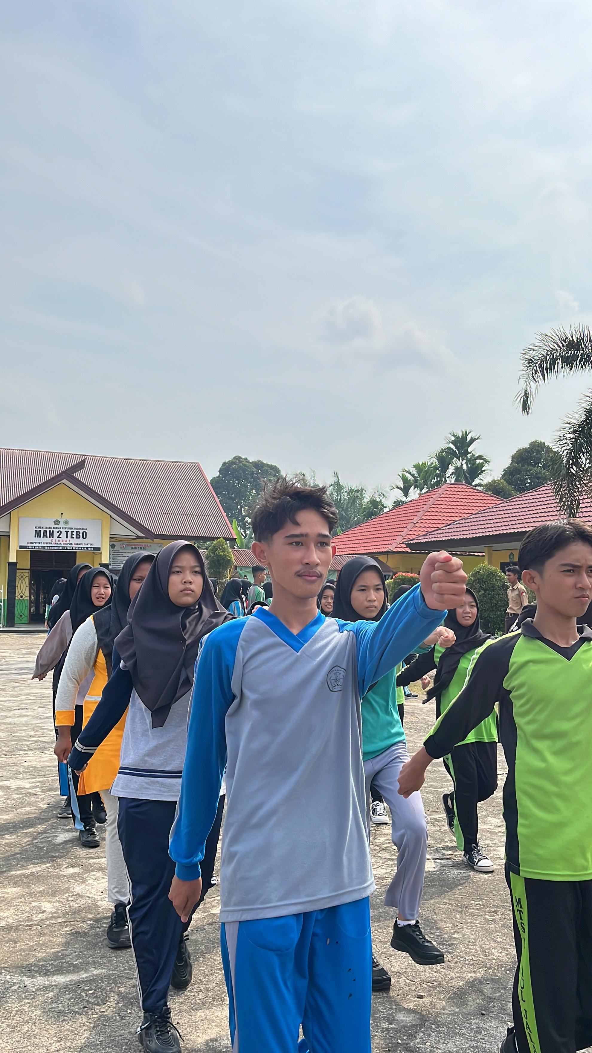 PASKIBRAKA MENJADI PILIHAN EKSTRAKURIKULER YANG PAVORIT DI MAN 2 TEBO PASKIBRAKA MENJADI PILIHAN EKSTRAKURIKULER YANG PAVORIT DI MAN 2 TEBO