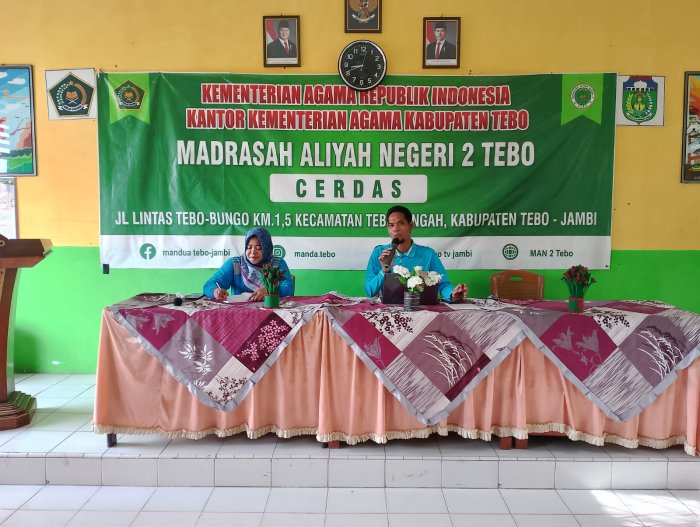 BRIEFING Sabtu Pagi Oleh Kepala MAN 2 Tebo
