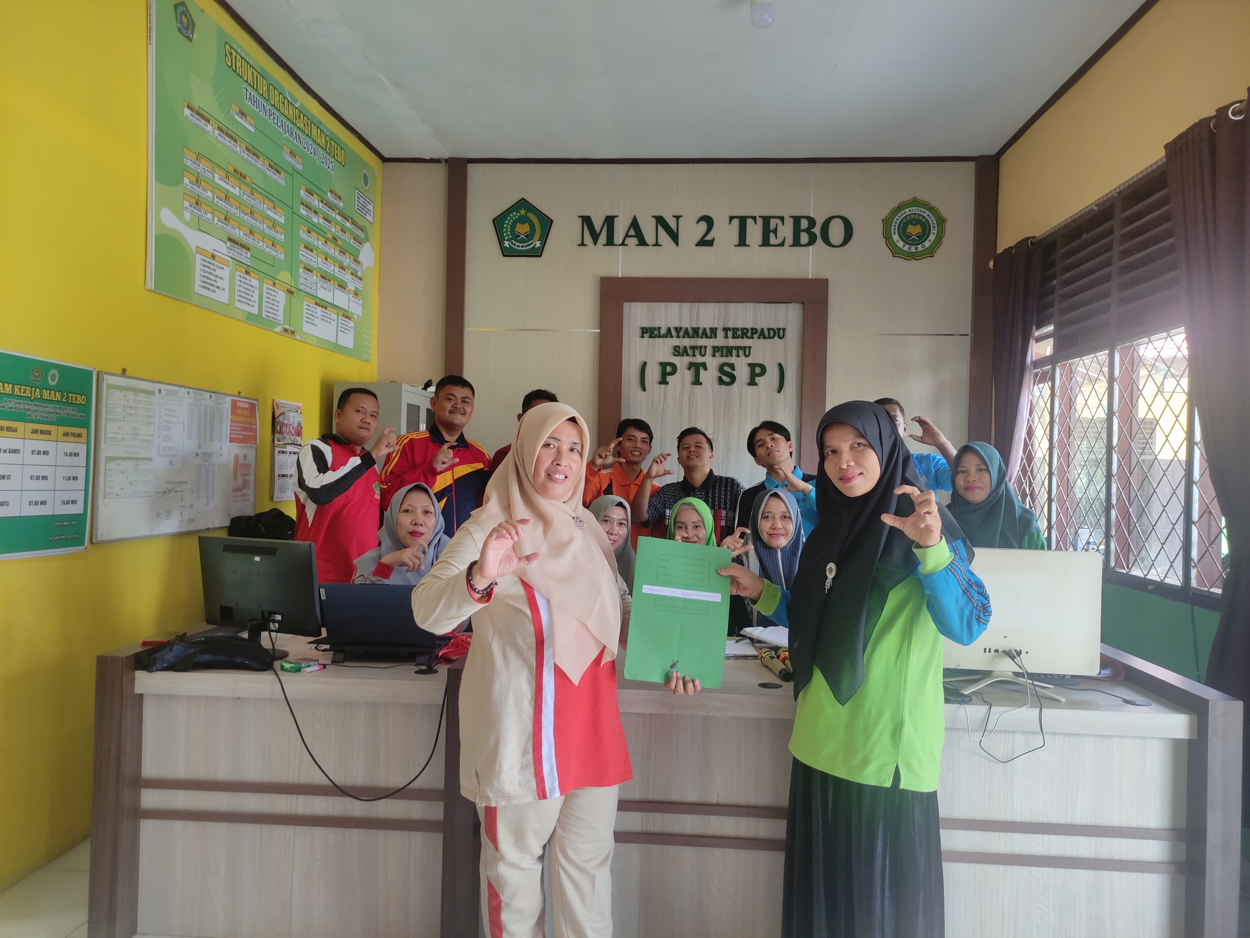 Kepala MAN 2 Tebo Minta PPPK Tahun 2025 menjaga semangat kerja, Kepala MAN 2 Tebo Minta PPPK Tahun 2025 menjaga semangat kerja,