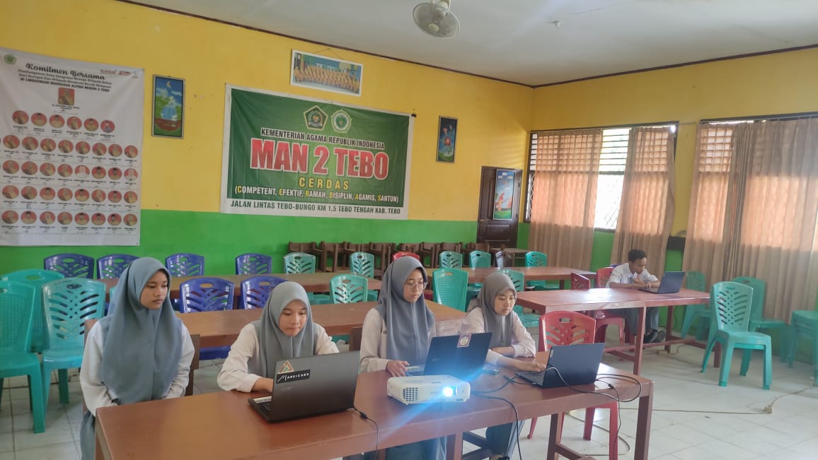 Tekhnikal Meeting dan Ujicoba Soal Olimpiade Ekonomi Syariah Nasional di MAN 2 Tebo 