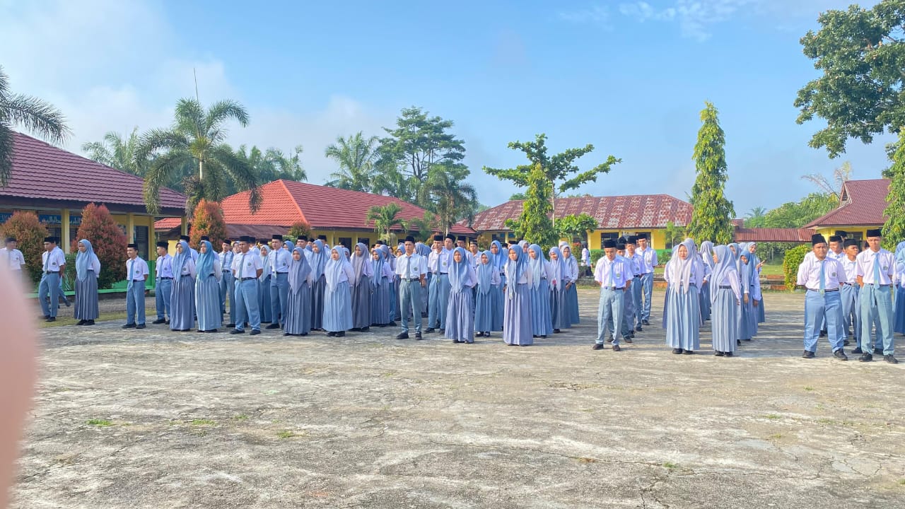 MAN 2 TEBO GELAR APEL PEMBUKAAN PENILAIAN AKHIR TAHUN  ( PAT ) SEMESTER GENAP. 