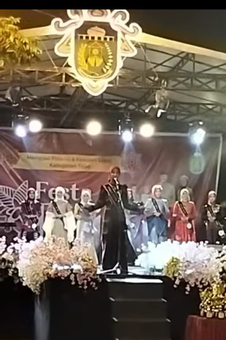 RESITA FAHRA ANANTA SALSABILA SISWA MAN 2 TEBO DINOBATKAN SEBAGAI PUTRI PEMUDA TEBO 2024