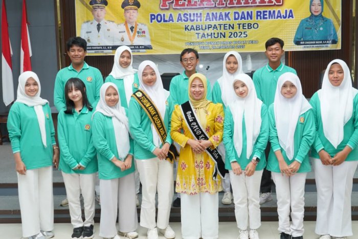 3 ORANG SISWA MAN 2 TEBO MENGIKUTI PELATIHAN POLA ASUH ANAK DAN REMAJA 3 ORANG SISWA MAN 2 TEBO MENGIKUTI PELATIHAN POLA ASUH ANAK DAN REMAJA