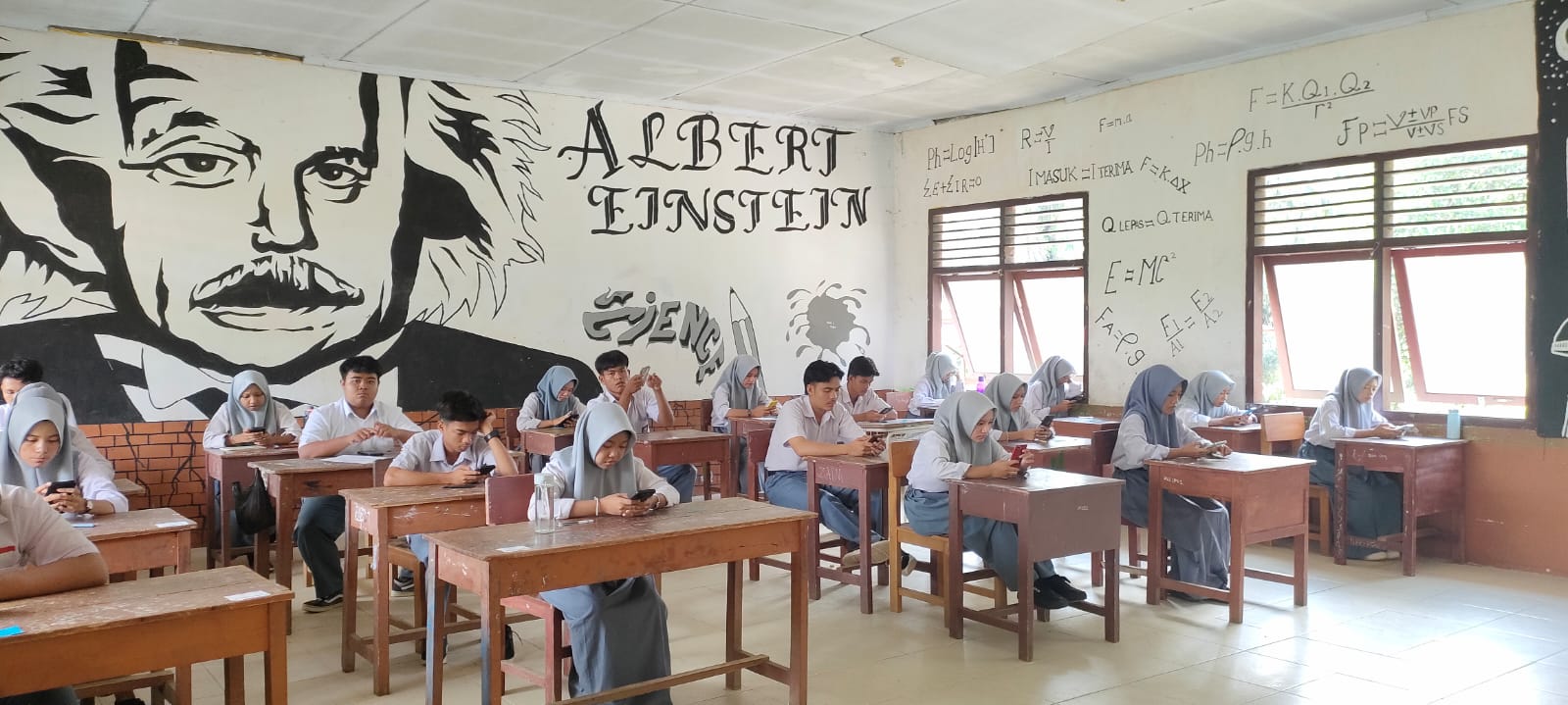 Hari Kedua Pelaksanaan Asesmen Sumatif Akhir Tahun di MAN 2 Tebo Berjalan Lancar Hari Kedua Pelaksanaan Asesmen Sumatif Akhir Tahun di MAN 2 Tebo Berjalan Lancar