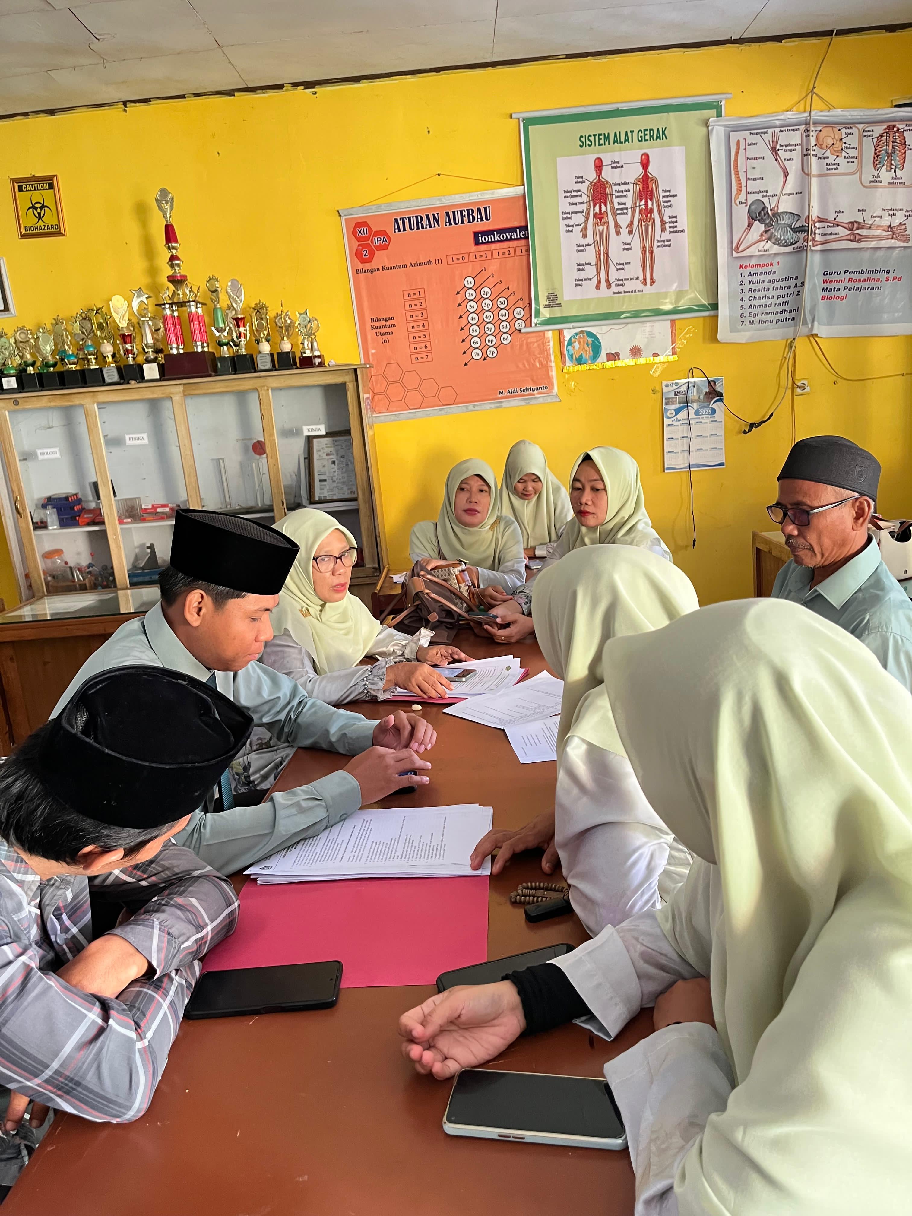 Briefing Panitia PPDBM MAN 2 Tebo Bersama Tim Penguji