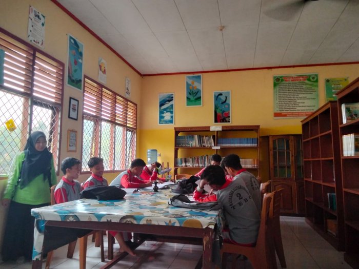 MAN 2 Tebo Kembangkan Perpustakaan untuk Tingkatkan Literasi MAN 2 Tebo Kembangkan Perpustakaan untuk Tingkatkan Literasi