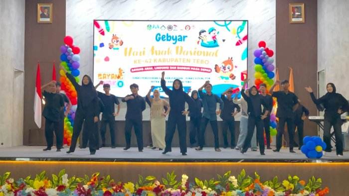 FAD ( Forum Anak Daerah ) Tebo, Tampil Pada Gebyar Hari Anak Nasional ( HAN ) FAD ( Forum Anak Daerah ) Tebo, Tampil Pada Gebyar Hari Anak Nasional ( HAN )