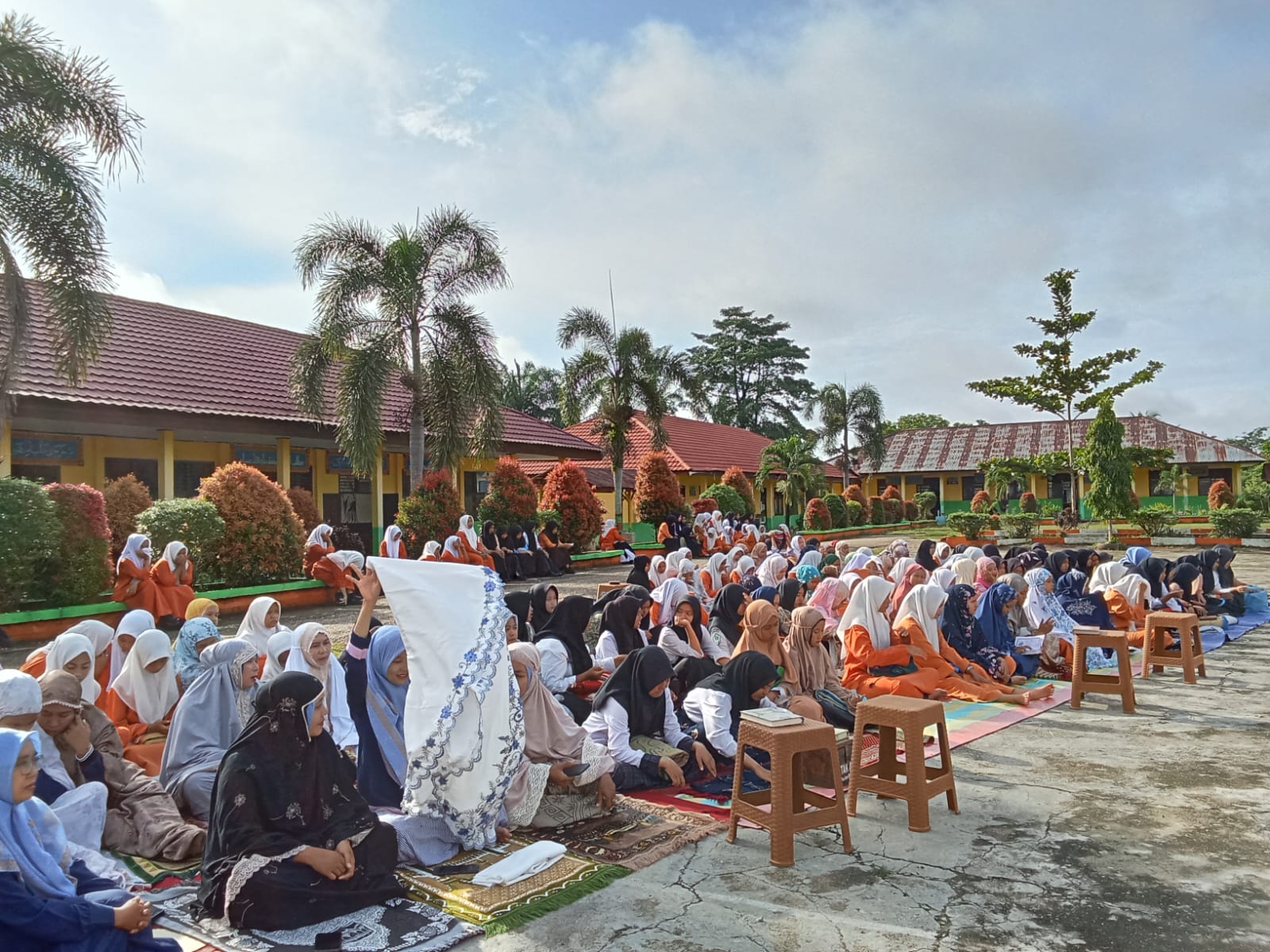 PENTINGNYA PEMBIASAAN SHOLAT DHUHA BAGI SISWA MAN 2 TEBO,  MEMPERKUAT KUALITAS IBADAH DAN KEDISIPLINAN