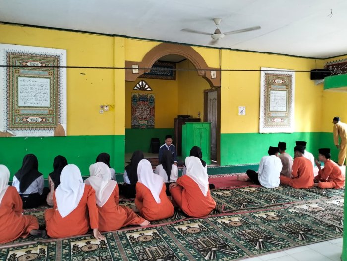 Tahfiz MAN 2 Tebo Tingkatkan Hafalan Siswa Dengan Buku Kontrol