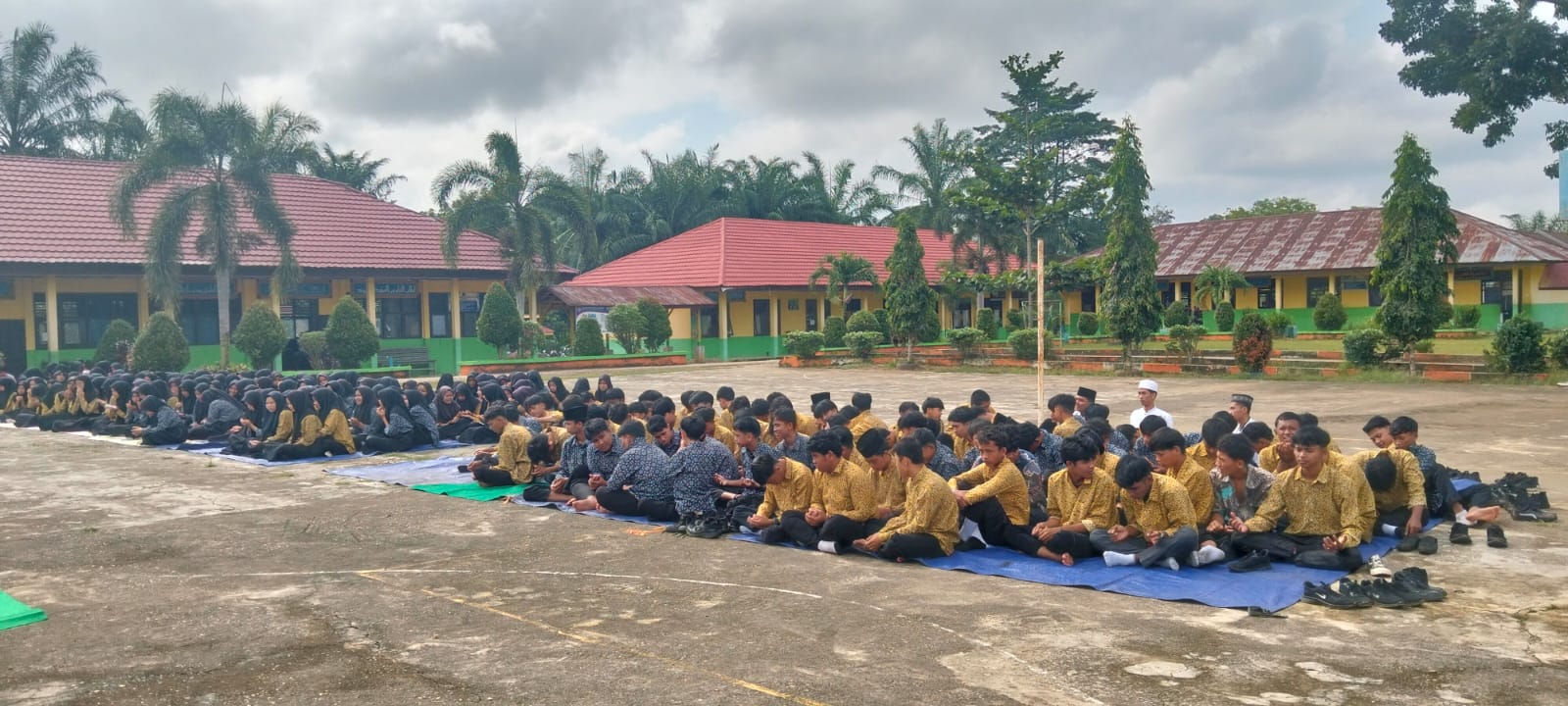 JELANG RAMADHAN 1446 H. DAN PELAKSANAAN UM 2025, MAN 2 TEBO  GELAR  TABLIGH AKBAR  DAN  DOâ€™A BERSAMA.