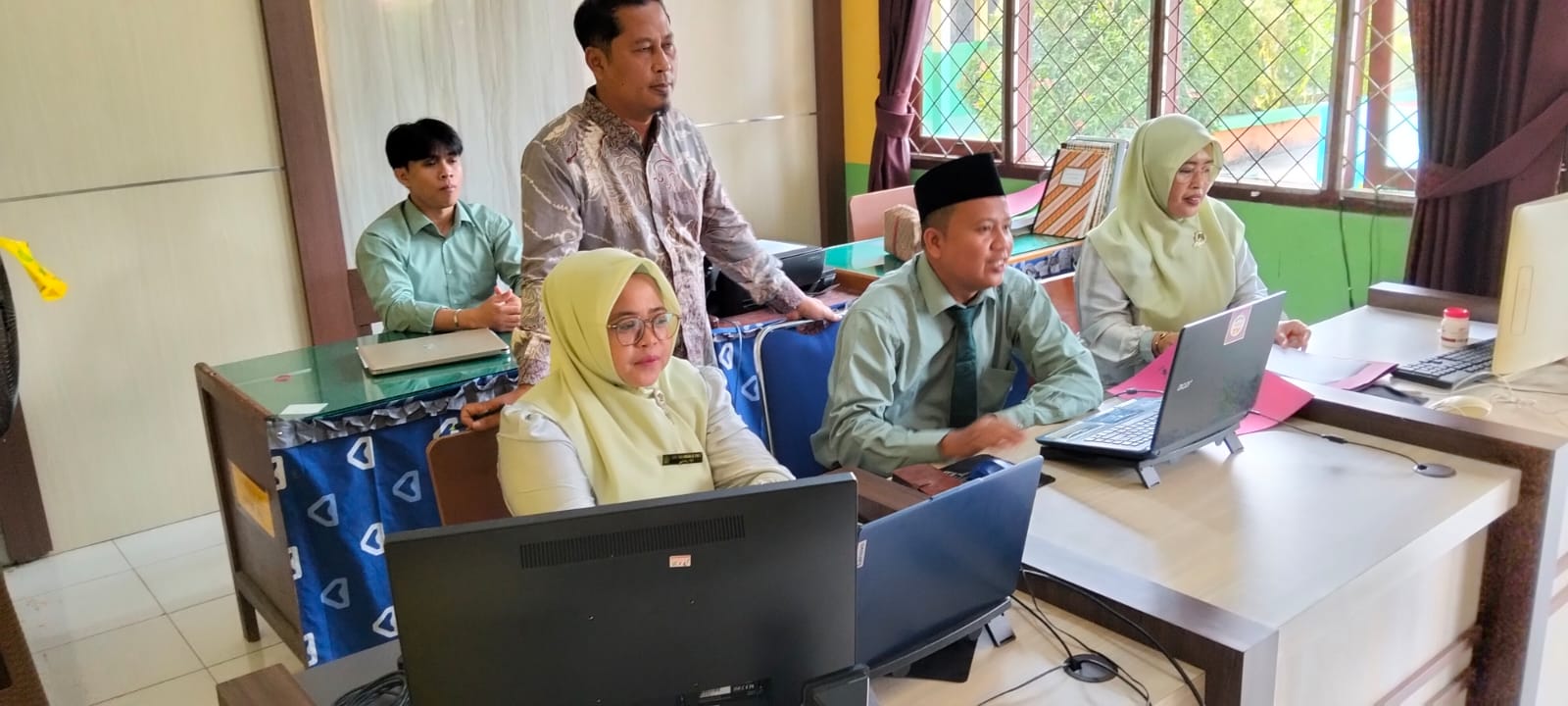 MAN 2 Tebo Ikut Bimtek Pengisian Laporan Kerja Eloktronik Zona Integritas MAN 2 Tebo Ikut Bimtek Pengisian Laporan Kerja Eloktronik Zona Integritas