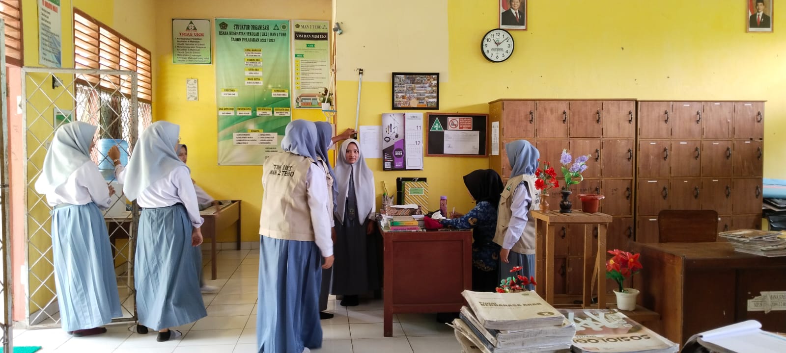 KADER UKS MAN  2 TEBO : PANTAU PERTUMBUHAN  DAN PERKEMBANGAN  KESEHATAN PESERTA DIDIK.,  