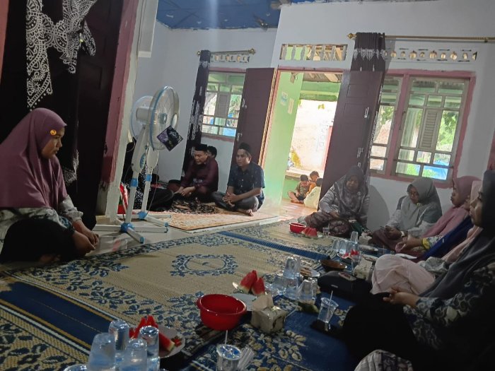 MAN 2 Tebo Tanamkan Pentingnya Kepedulian Sosial  Melalui  Takziah 